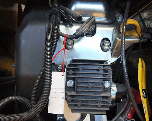 Компактный шарнирно-сочлененный погрузчик