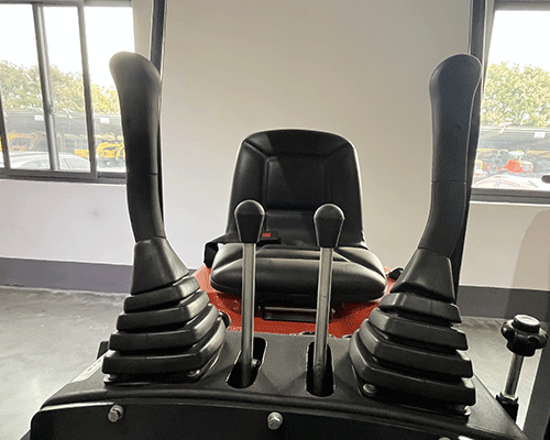 Продается экскаватор грузоподъемностью 1,2 тонны. Продается экскаватор грузоподъемностью 1,2 тонны.